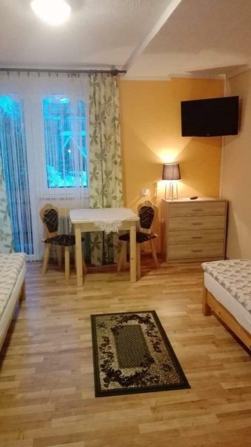 Pokoje Goscinne U Janki Murzasichle Buitenkant foto